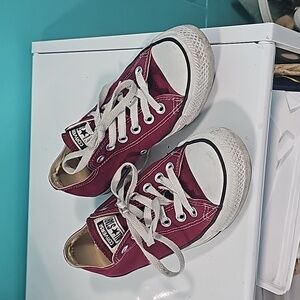 Converse Size 7